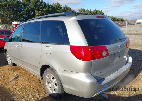 2007 Toyota Sienna Le z USA, uszkodzony, nr VIN 5TDZK23C37S067329